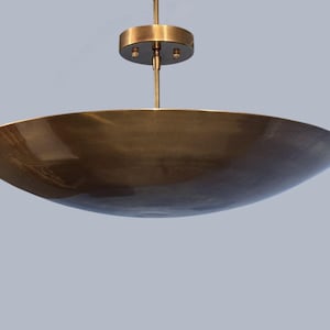 エレガントな真鍮製天井照明器具：ヴィンテージスタイルのペンダント