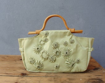 Manipulation of Fabric Bag - Taffetta with Wooden Handles