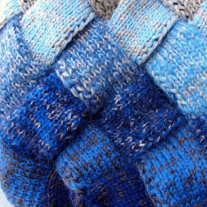 Ombre Knitted Bag, Soft Ocean Colors Bohemian Bag, Dark Blue, Light Blue and Sand Color image 3