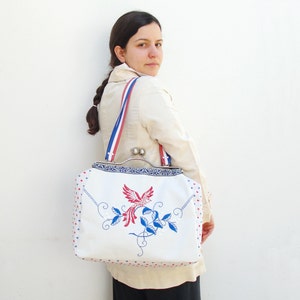 Bird of Freedom Bag Vintage Embroidery, Linen, Hand Woven Fabric, Kiss-lock image 4