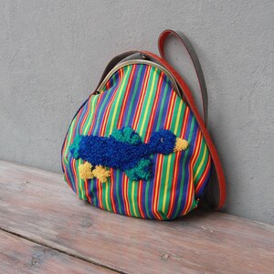 Striped Bird Bag Punch needle Embroidery Kiss-lock image 2