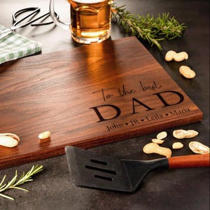 Personalized Cutting Board for Dad – To the Best Dad Gift with Kids’ Names – Father’s Day or Christmas Gift for Him, Husband, Grandpa