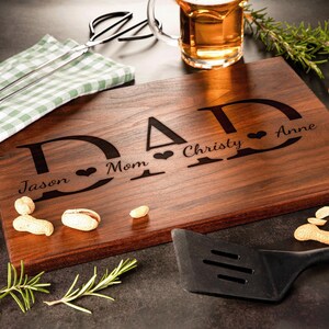 Custom DAD Cutting Board with Kids’ Names – Personalized Gift for Dad, Grandpa, Husband – Unique Father’s Day or Christmas Gift for Him