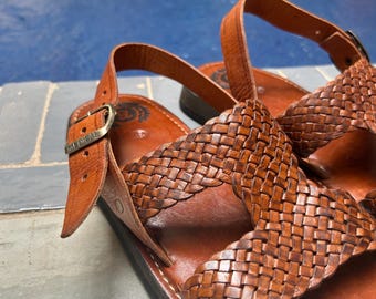 Moroccan Leather Sandals with Back Strap – Handmade Woven Eastern Design (Unisex)