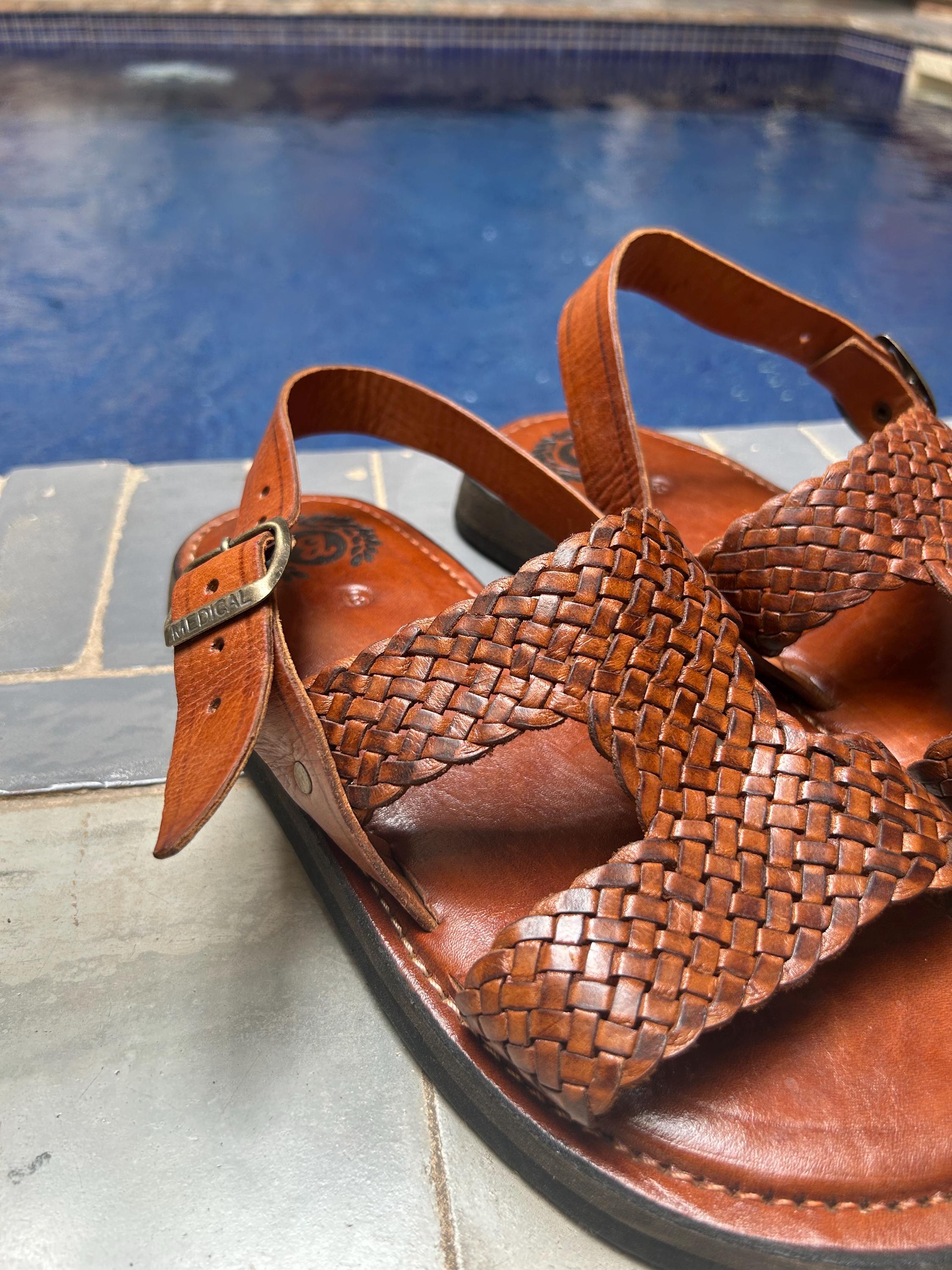 Sandali piatti estivi in paglia intrecciata dallo stile semplice per donne, sandali casual da spiaggia e pantofole per signore | SHEIN ALIA