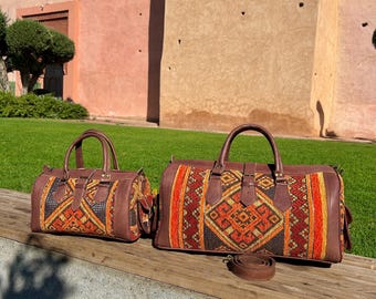 Moroccan Leather Travel Bag – Handmade Kilim Duffle, Boho Weekender Bag, Vintage Berber Carpet Bag, Overnight Gym Bag for Men & Women