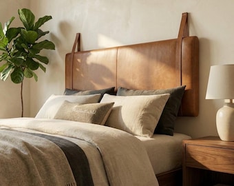 Testiera in pelle marrone, cuscino appeso a parete, decorazione per letto in vera pelle color cammello, letto king size queen personalizzato, camera da letto realizzata a mano in stile marocchino