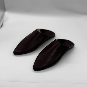 Handmade Black Leather Babouche Slippers: Moroccan Flat Shoes