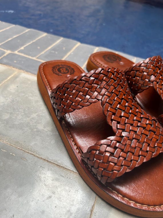 Moroccan Double Strap Leather Sandals – Handmade Slip-On Design (Unisex)