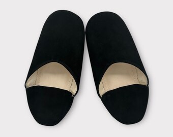 Handmade Black Moroccan Leather Babouche Slippers: Soft Suede Indoor Shoes