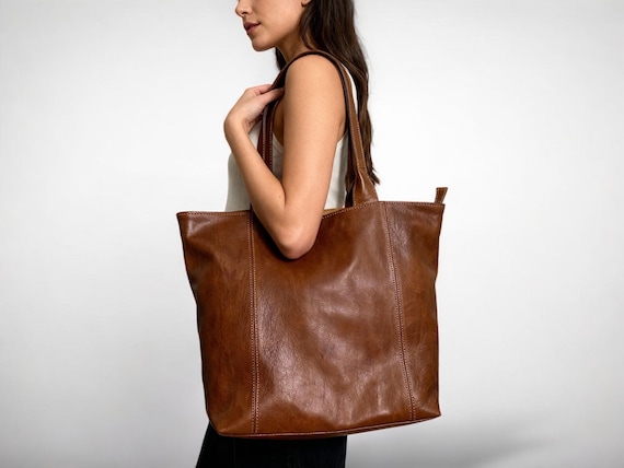 Leather Tote Bag, Handmade Brown Bag with Zipper, Everyday Shoulder Bag, Genuine Leather Work Tote, Women’s Purse Gift