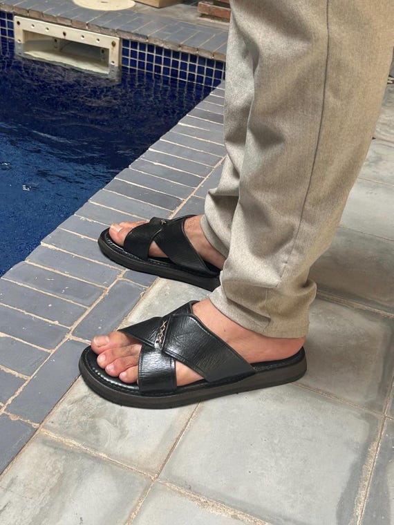 Classic Black Leather Sandals for Men – Handmade Minimalist Design – Durable Ethnic Footwear – Wholesale Available