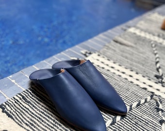 Moroccan Leather Shoes / Trational Babouche For Men And For Women / All lcolors Are Available