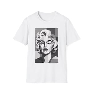 Marilyn Monroe Graphic T-Shirt, Vintage Tee, Pop Art Apparel, Unisex Fashion, Gift for Her, Casual Wear, Film Icon Merchandise