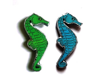 Lovely Bright Seahorse Brooch in Green or Turquoise by EllyMental