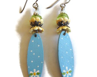 Painted Wood Earrings/ Painted Floral Design on Wood/ Spring and Summer Earrings/ Sweet Earrings/ E2574