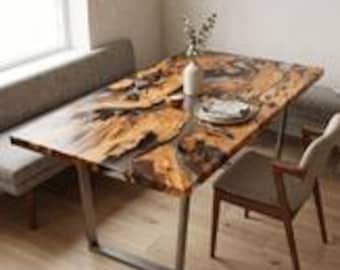 Mesa de jantar em resina epóxi com madeira de oliveira, mesa com borda natural, mesa de madeira com resina transparente, móveis rústicos modernos feitos à mão, mesa sob medida.