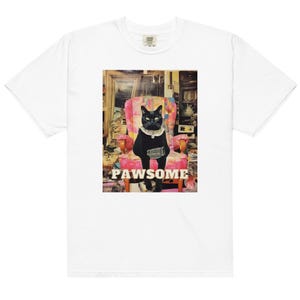 Pawsome Cat Graphic T-Shirt: Retro Design, Cat Lover Gift