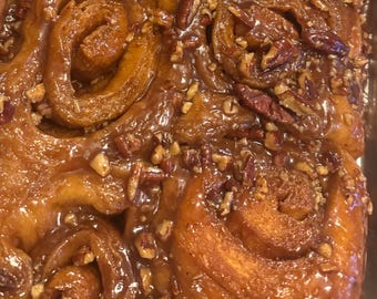 Maple Pecan Sticky Buns – Freshly Baked Tray of 6