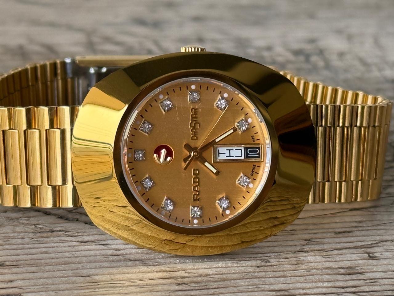 RADO DIASTAR ゴールド ブラック 時計 ゴールド ウォッチ | RADO® 日本