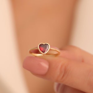 Garnet Heart Ring, 14K Solid Gold, January Birthstone Jewelry, Bezel Heart Ring, Valentines or Birthday Gift