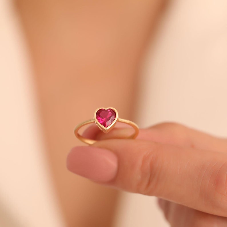 Chic Ruby Heart Ring, Handmade 14K Solid Gold Jewelry, July Birthstone, Bezel Heart Ring, Anniversary or Valentines Gift