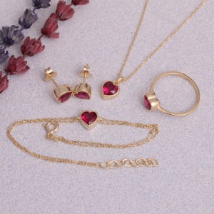 Chic Ruby Heart Ring, Handmade 14K Solid Gold Jewelry, July Birthstone, Bezel Heart Ring, Anniversary or Valentines Gift