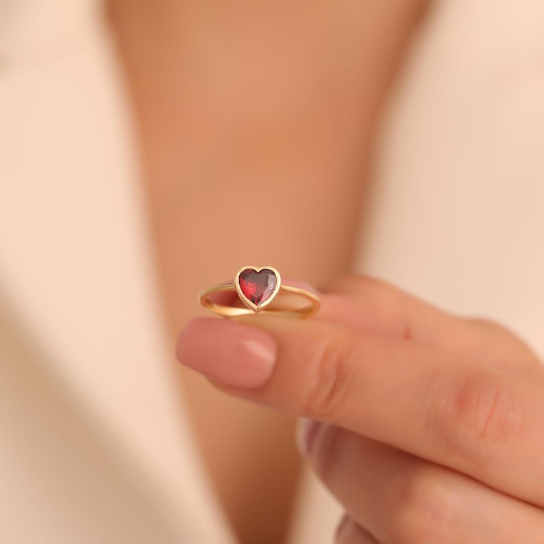Garnet Heart Ring, 14K Solid Gold, January Birthstone Jewelry, Bezel Heart Ring, Valentines or Birthday Gift