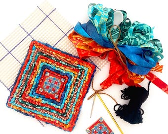 Santa Barbara - Vibrant Mix Trivet - Locker Hooking Workshop Kit