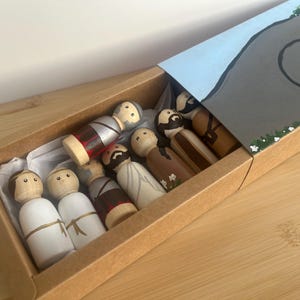 Hand Painted Wooden Peg Easter Crèche | Resurrection Scene, 8 Piece Set