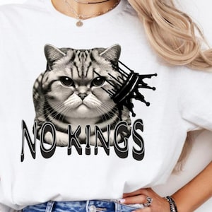 Maglietta con il gatto "No Kings in America", maglietta "No Kings", maglietta con meme politico divertente, maglietta con la rabbia, maglietta con la Statua della Libertà, maglietta con la giustizia sociale, meme con il gatto