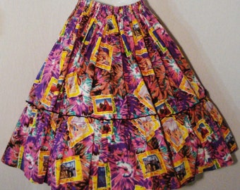 Full Abstract Skirt Vintage with Removable belt Size M