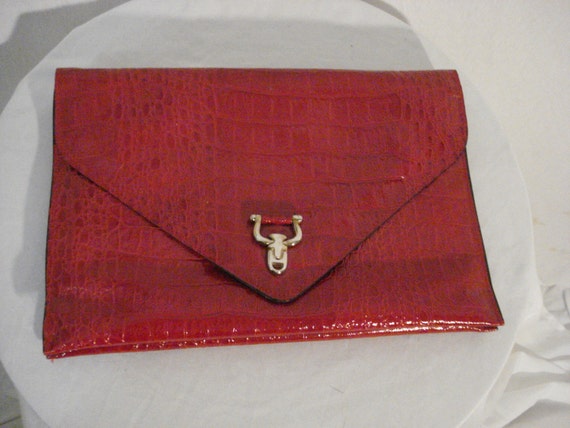 Red Alligator Clutch Bag Purse Faux Vintage Glam … - image 1