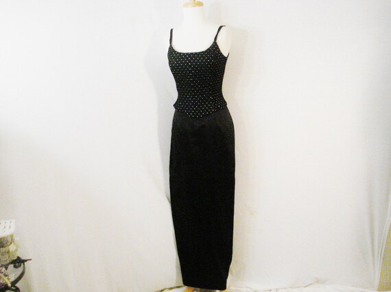 chic evening wear