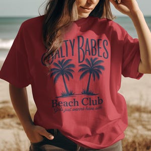 Salty Babes Beach Club T-Shirt, Tropical Palm Tee, Girls Just Wanna Have Sun, Summer Vacation TShirt, Trendy Beachy T Shirt, Coastal T Shirt