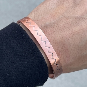 Elegant Pure Copper Magnetic Therapy Bracelet for Pain Relief & Healing Adjustable Stylish