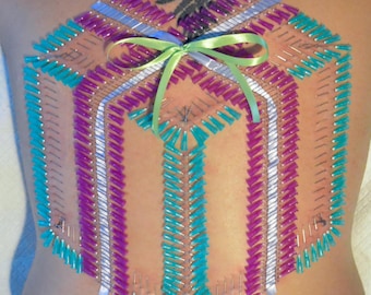 GIFT WRAPPED - Needle Play Piercing Stencil