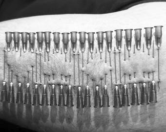 FULL HOUSE - Needle Play Piercing Stencil