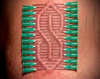 90s HISTORY CLASS - Needle Play Piercing Stencil