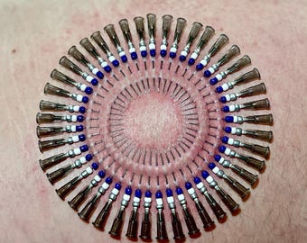 ASEXUAL GLYPH - Stencil de piercing Needle Play