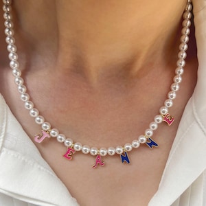 Collar de perlas con nombre personalizado y letras de resina de colores / Bonito regalo personalizado / Joyería con nombre y cuentas estilo Y2K / Regalo divertido para ella