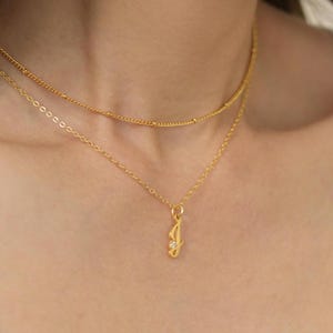 Collar chapado en oro con inicial J, collar con dije de inicial, colgante de letra personalizado con circonita cúbica, delicada joyería personalizada, regalo para ella