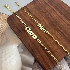 Pulsera con nombre personalizada en plata de ley: Pulsera con nombre y cadena de clip chapada en oro, pulsera con nombre personalizada, pulsera con nombre para mujer