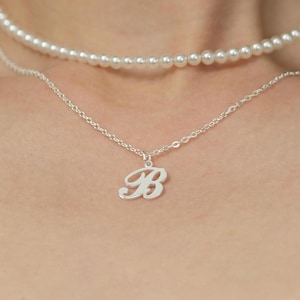 Collar con inicial en plata: collar con inicial en plata de ley, collar con letras en plata, regalo personalizado para ella, regalo de cumpleaños