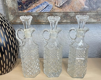 Vintage Anchor Hocking Wexford Pressed Glass Oil & Vinegar Decanters Cruets Set