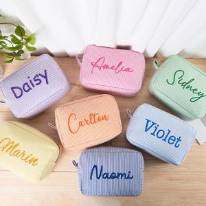 Seersucker Makeup Bag, Bridesmaid Gifts, Personalized Cosmetic Bag, Embroidered Name, Bachelorette Gifts,Makeup Organizer,Bridal Shower Gift
