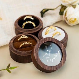 Pudełko na pierścionki ze znakiem zodiaku, spersonalizowane drewniane pudełko na pierścionki, prezent dla miłośników znaków zodiaku, prezent dla miłośników astronomii, uchwyt na pierścionki dla kobiet