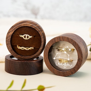 Pudełko na pierścionki ze znakiem zodiaku, drewniane pudełko na pierścionki na rocznicę, uchwyt na pierścionki z gwiazdozbiorem dla niej, prezent urodzinowy dla podróżującej dziewczyny, prezent dla kobiet