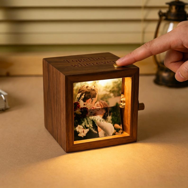 Personalized Photo Flipbook Animation Box, Wooden Memory Photo Book with Light, Crank Photobox Picture Box, Anniversary Gift for Couple image 2