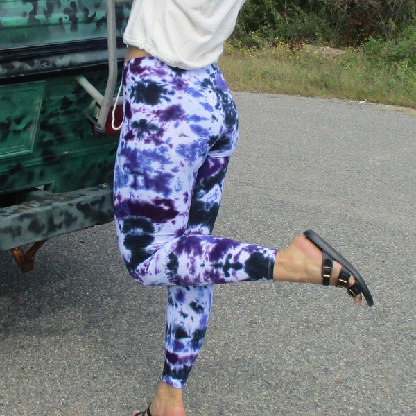 Funky Purple Tie Dye Leggings, Hippie Tights, XS-3XL